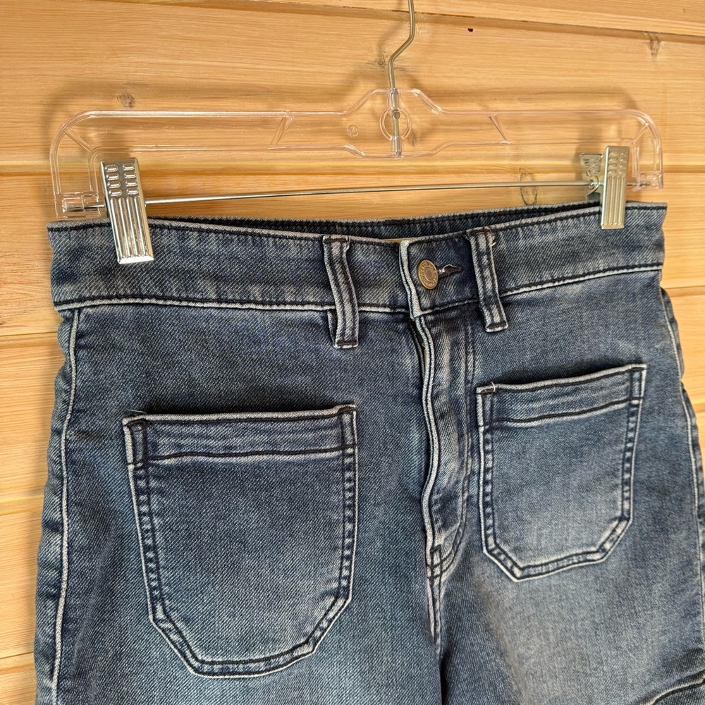 Faherty Patch Pocket High Rise Medium Wash Stretch Denim Shorts Size 25